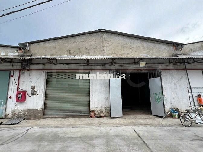 Kho xưởng 160m² có PCCC và điện 3 pha, gần vòng xoay Hoàng Quốc Việt