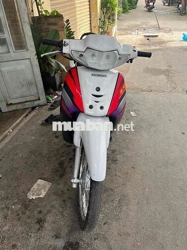 cần bán xe  như hinh , giấy tờ đầy đủ