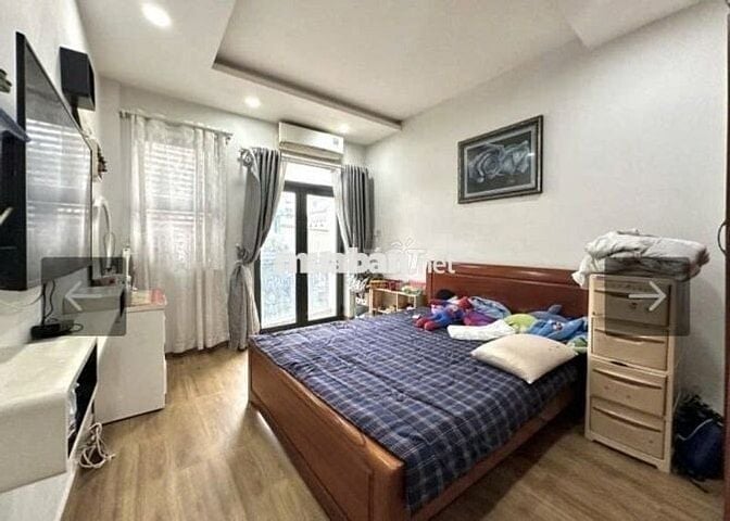 Bán Căn MT Nguyễn Đình Chiểu - đang cho thuê dòng tiền ổn