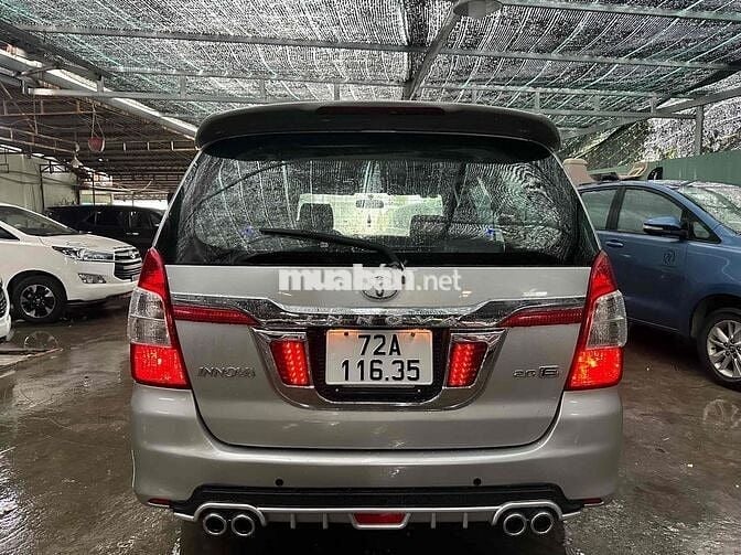 Toyota Innova 2014 J - 79 km
