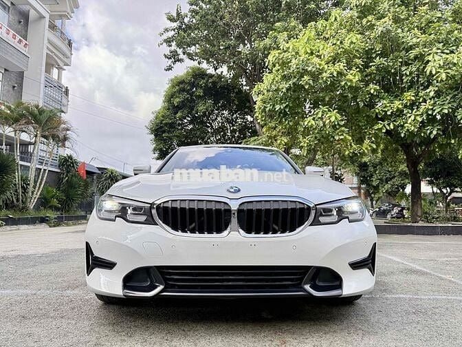 BMW 320i Sport Line
