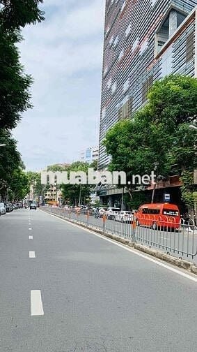 BÁN NHÀ-  Q1 - NGUYỄN CƯ TRINH - 5 TẦNG - SÂN THƯỢNG - 6PN (TL)