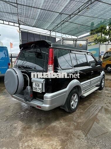 Mitsubishi Jolie 2005 gần máy ngon. màn hình.