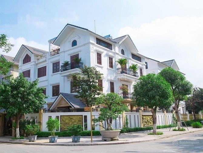 Bán biệt thự KĐT Dương Nội cực đẹp căn góc: 250m2, 4 tầng