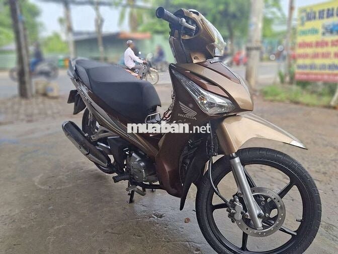 HONDA FUTTURE. Đk 2015. Bs 62 cavet đầy đủ