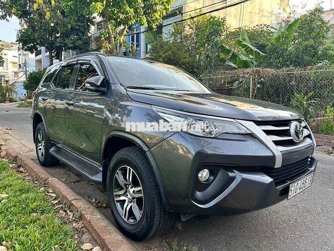 Toyota Fortuner 2017 - 100000 km