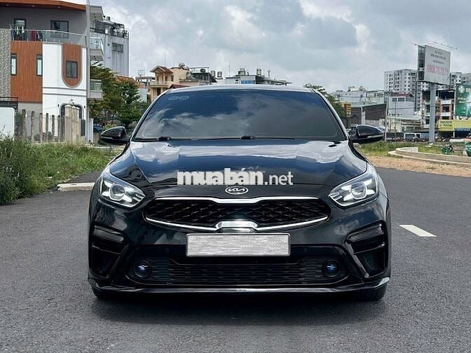 Kia Cerato đăng kí 2022 số tự động màu đen