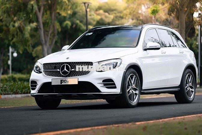 Mercedes GLC300 4Matic Đklđ 2019- Trả trước 350
