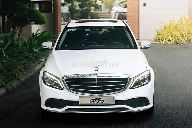 Mercedes C200 Exclusive Đklđ 2020- Trả trước 300