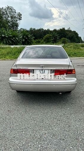 Toyota Camry 2000 GLi 2.2 - 123 km