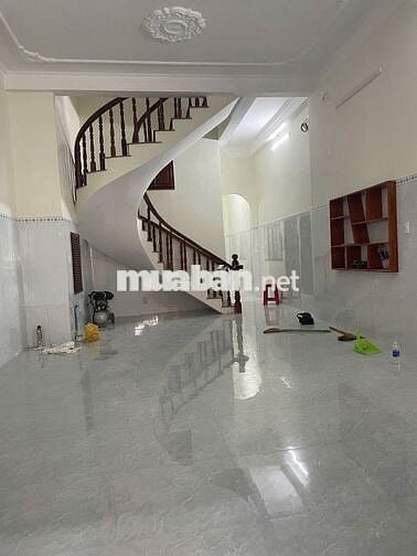 Cho thuê phòng mới rộng rãi trong nhà nguyên căn