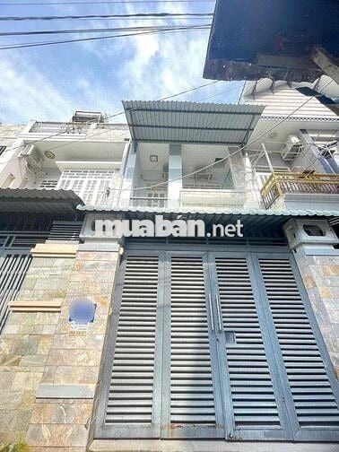 NHÀ 2 TẦNG GẦN CHỢ PHÚ THUẬN - Q7  cần bán