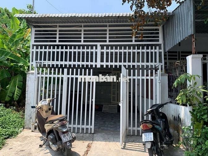 Bán căn nhà cấp 4 ở 1/ Đ. Trần Thị Bốc, Hóc Môn 88m2 SHR giá 820tr