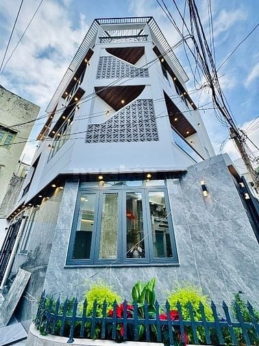 ⭐️Nhà 3 Lầu DT:7x8 tuyệt đẹp CAO CẤP góc 2 mặt hẻm Nguyễn Tư Giản, P12