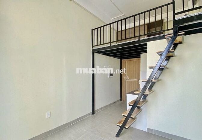 Duplex ban công 30m2 Âu Dương Lân quận 8