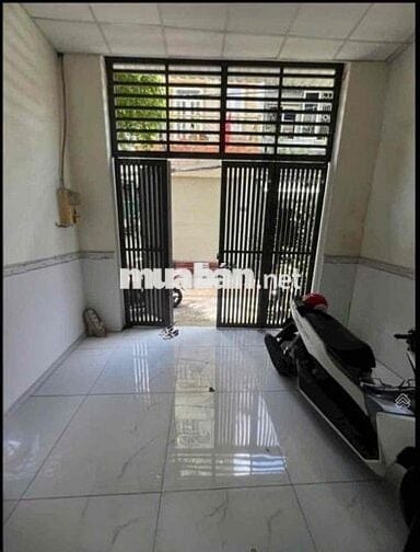 nhà nguyên căn 10 triệu / tháng Lô Tư BHHA Bình tân