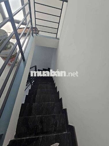 BÁN NHÀ SÁT AOEN TÂN PHU GIA CỰC RẺ