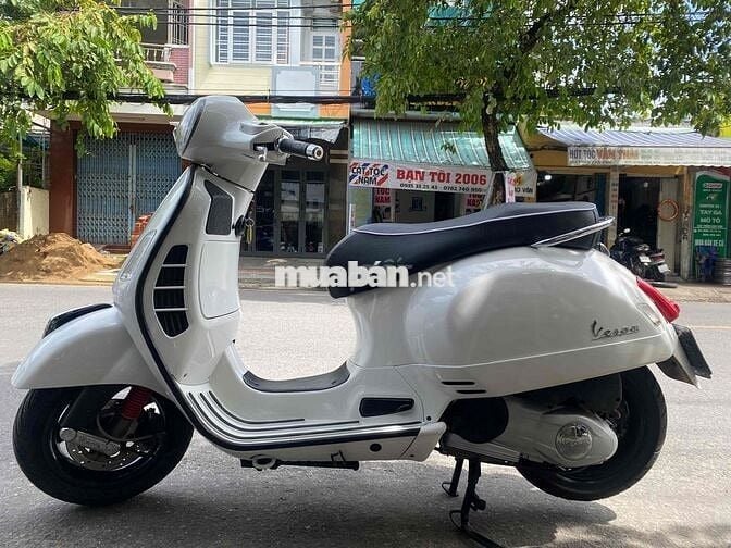 BÁN XE VESPA GTS 125