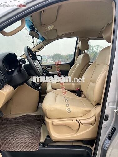 Hyundai Grand Starex 2.4 MT 2015