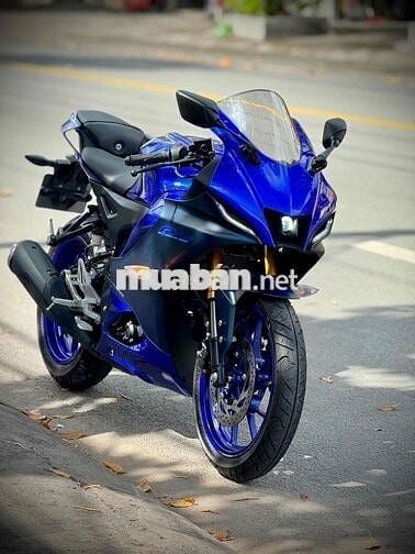 YAMAHA R15V4 mua 5/2025 odo 700 có bán góp