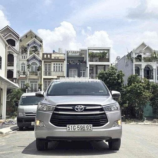 Toyota Innova 2.0G 2018 - 76000km