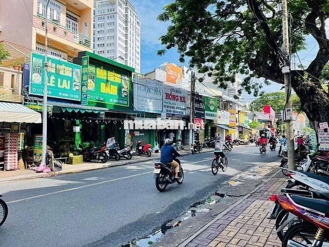 Bán Mặt Tiền p1 giá thương lượng cực tốt