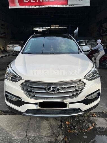 Hyundai Santa Fe 2017 2.2L 4WD - 84777 km