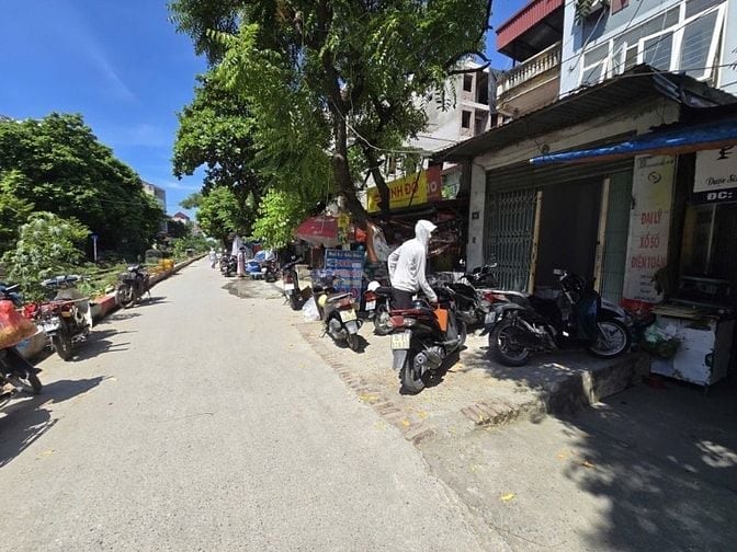 HIẾM CÓ! 12 TỶ CÓ NHÀ CỔ NHUẾ VỪA Ở VỪA KINH DOANH 