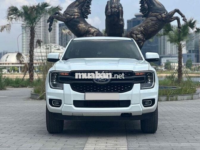 Ford Ranger XLS 2.0AT 4x4 sx 2024 màu trắng đẹp
