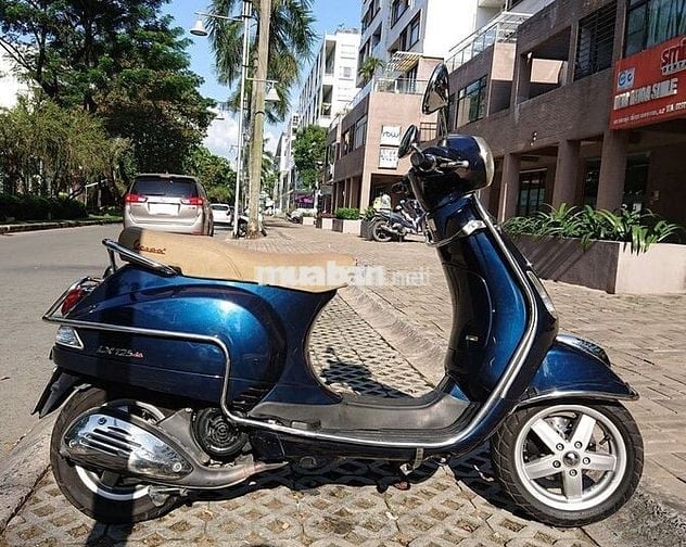 Bán nhanh Vespa LX 125ie