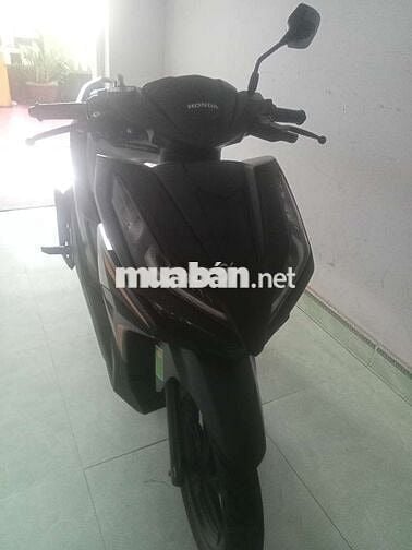 Cần bán xe vario 125 đời 2024 xe mới mua ít chạy
