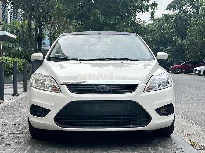 Ford Focus 2011 1.8 AT - 100000 km