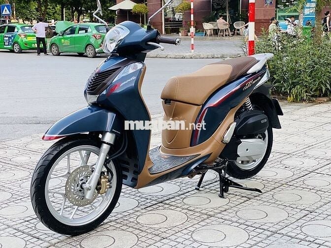 HONDA SH MODE 125 ABS MÀU XÁM KHÓA THÔNG MINH2024