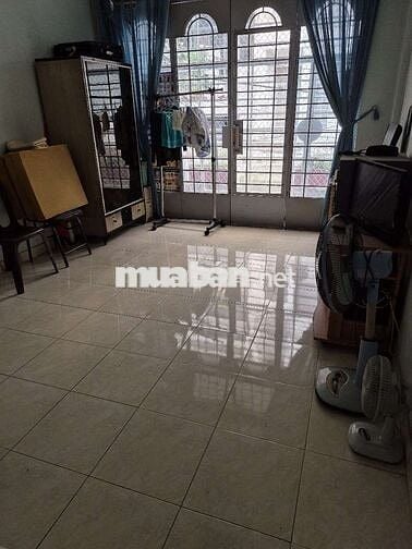 Cho nữ sinh viên thuê phòng trọ 16m2, có ban công, toilet riêng