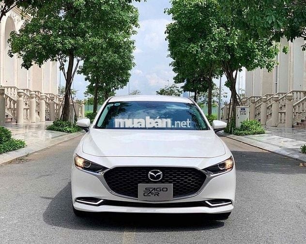 Mazda 3 2023 1.5L Luxury - 22000 km