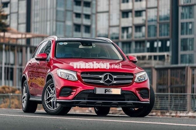 Mercedes GLC300 4Matic - ĐKLĐ 2020 - Đỏ Kem