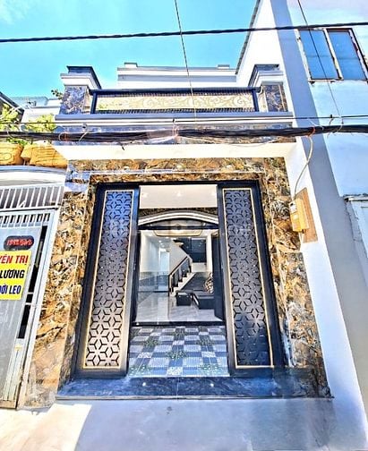 BÁN NHÀ ĐẸP - MỚI HOÀN THIỆN 1 LẦU - TIẾP GIÁP QUẬN 7