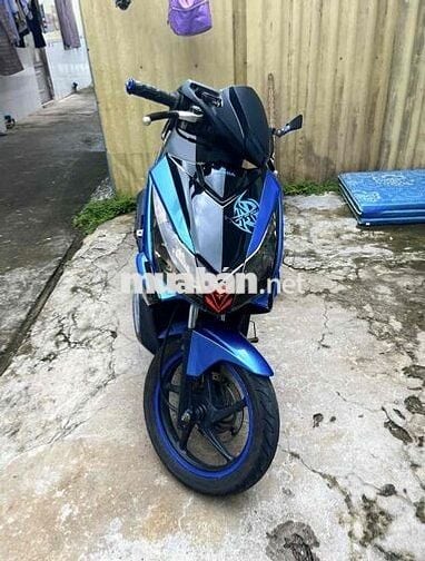 kẹt tiền bán gấp