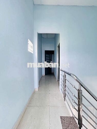 KHÔNG MUỐN BÁN NHƯNG CẦN TIỀN PHẢI NHƯỢNG LẠI GIÁ HỜI1,1TY HÓC MÔN