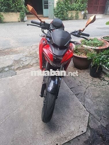 Bán Suzuki GSX 2018 xe còn đẹp máy zin 100%