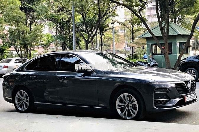 VinFast Lux A2.0 2019 Plus 2.0 AT - 110000 km