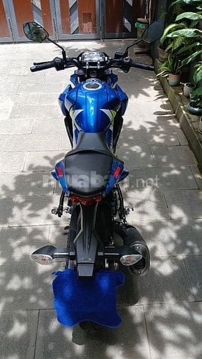 CẦN BÁN XE SUZUKI GSX 150S MỚI 99%, CHÍNH CHỦ,ODO 3.800 KM
