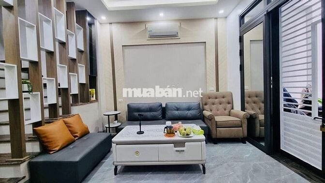 GĐ cần bán nhà Ngõ Hoà Bình -Đống Đa 21m, 4tầng,3ngủ,