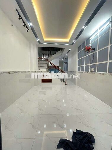 Nhà mới 3pn 3 máy lạnh Gần Đh Y Dược (KDC Hàng Bàng)