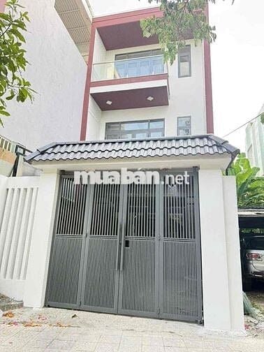 Bùi Thiện Ngộ, nhà 3 tầng gần cầu Nguyễn Tri Phương