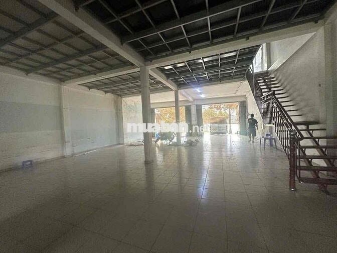 cho thuê kho xưởng 400m2 giá mềm