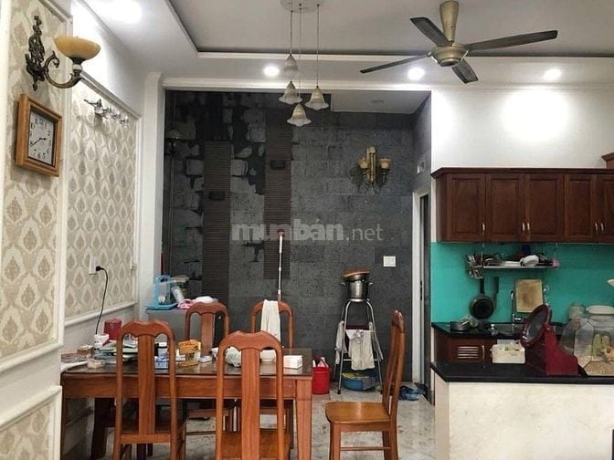 HOT Ở VŨ TÙNG - NGỒI TRONG NHÀ CŨNG NGHE CHỢ RỘN RÀNG - GIÁ 2,77 TỶ 