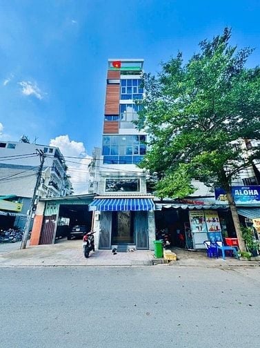 CHDV kết hợp nhà phố (4*16) 1 trệt 4 lầu thang máy đường 8m vỉa hè KD