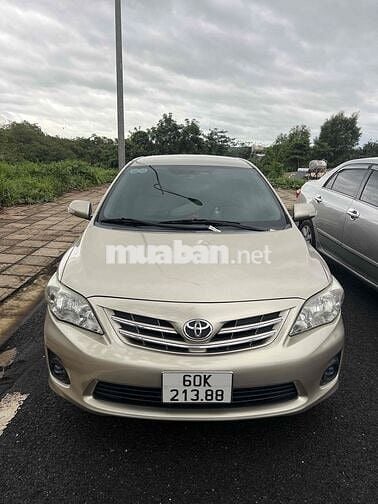 Gia đình cần bánToyota Corolla Altis 2011 1.8G AT