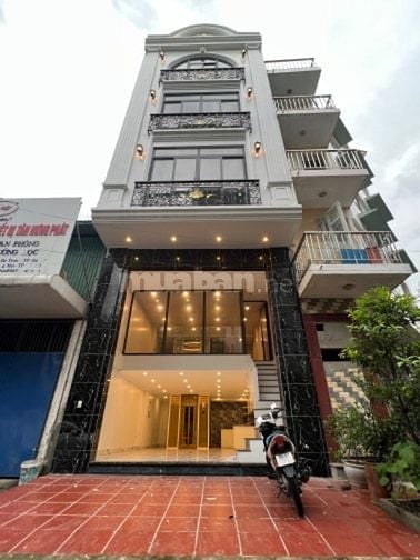 Nguyên toà VP thang máy khu x2a Yên sở
